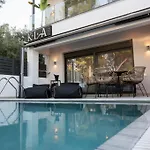 Luxury Private With Pool & Jacuzzi By Kla Villa *