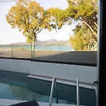 Villa Luxury Private With Pool & Jacuzzi By Kla Nikiana