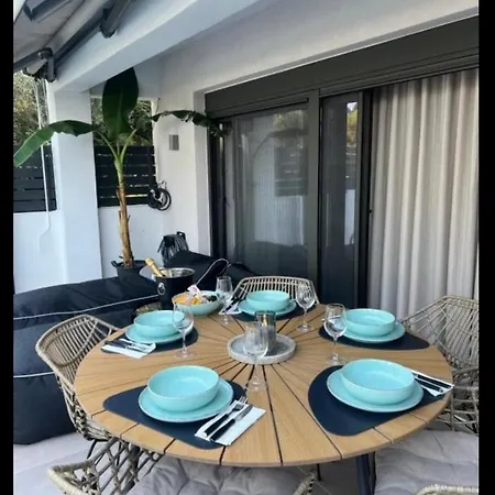 Villa Kla Luxury Boutique With Pool & Jacuzzi By Westbooking Gr