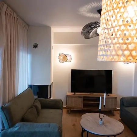 Villa Kla Luxury Boutique With Pool & Jacuzzi By Westbooking Gr Nikiana