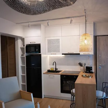 Luxury Private With Pool & Jacuzzi By Kla 빌라 니키아나