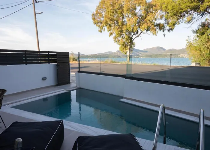 Luxury Private With Pool & Jacuzzi By Kla 니키아나