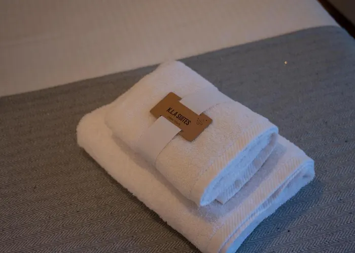 Luxury Private With Pool & Jacuzzi By Kla 빌라